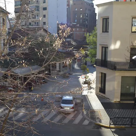 Rh Center Lägenhet Tirana