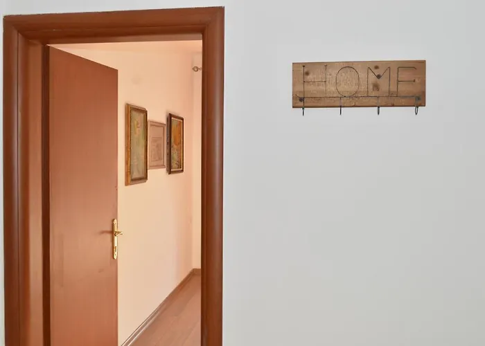 Apartment Rh Center Tirana